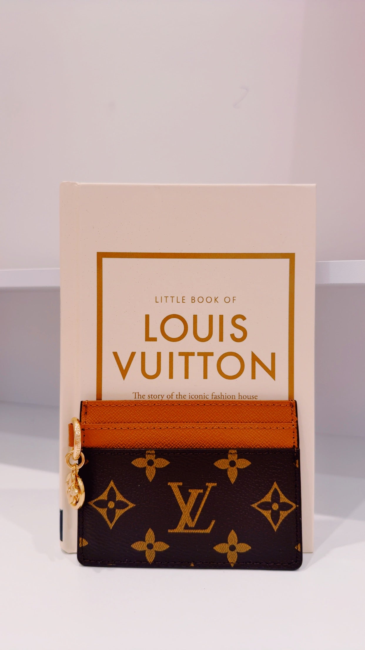 Eva Cardholder
