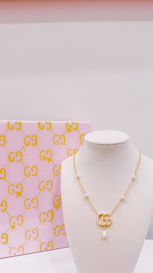 Pearl necklace
