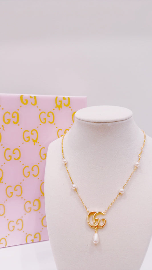 Pearl necklace