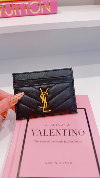 Sophia Cardholder